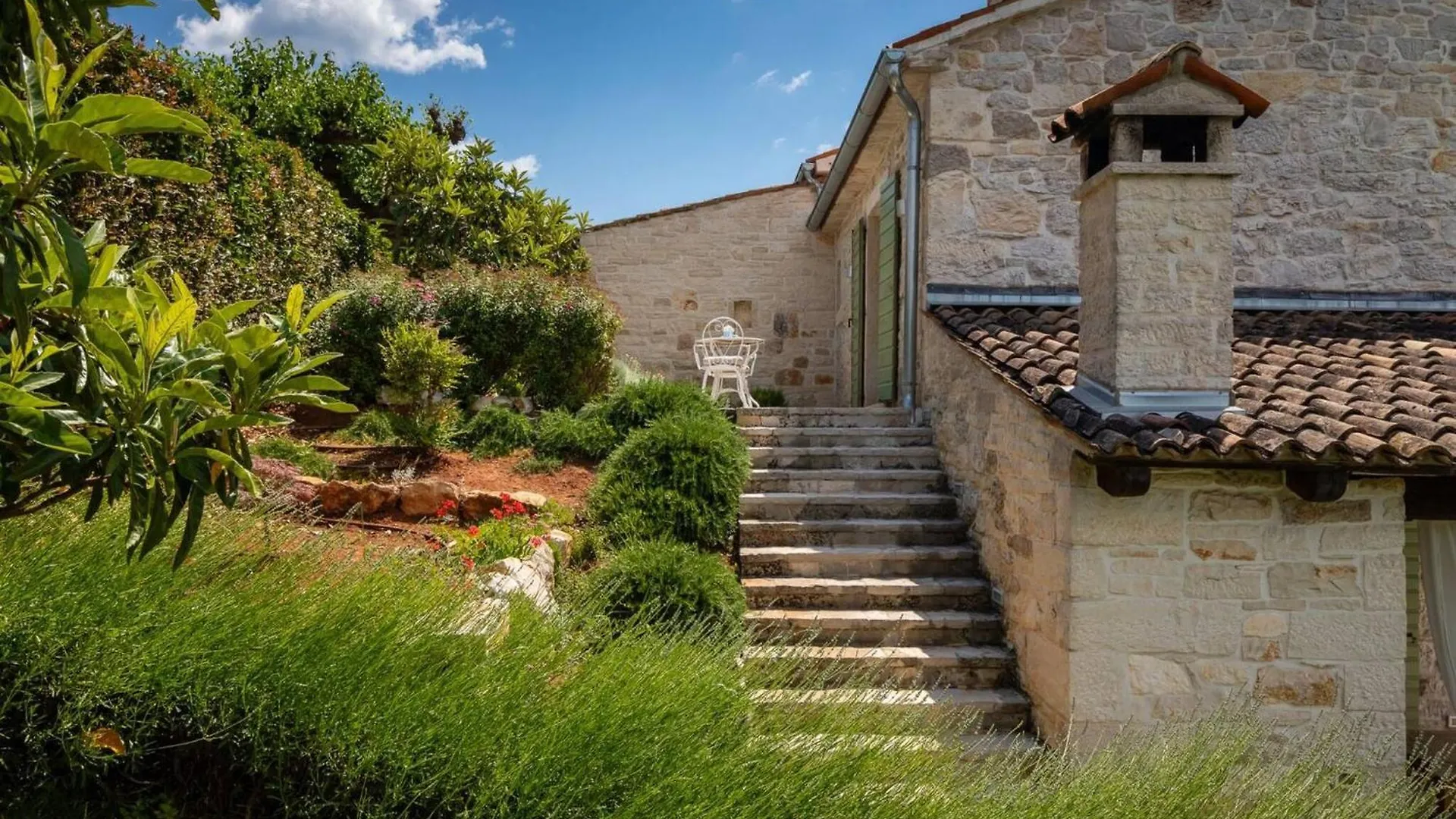 Rustic Villa Zvonar With Pool In Motovun Rakotule Croatia